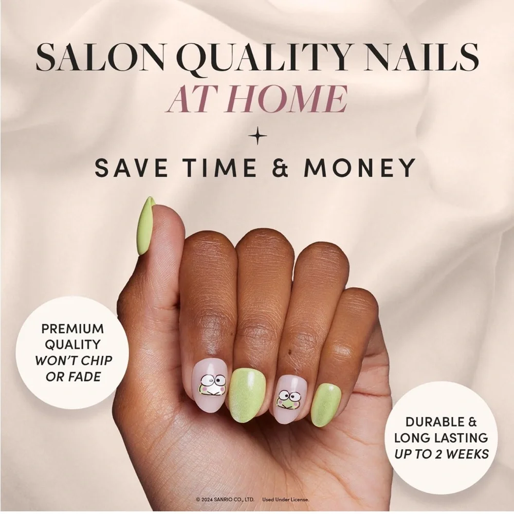 Glamnetic x Hello Kitty & Friends Keroppi Short Almond Press On Nails